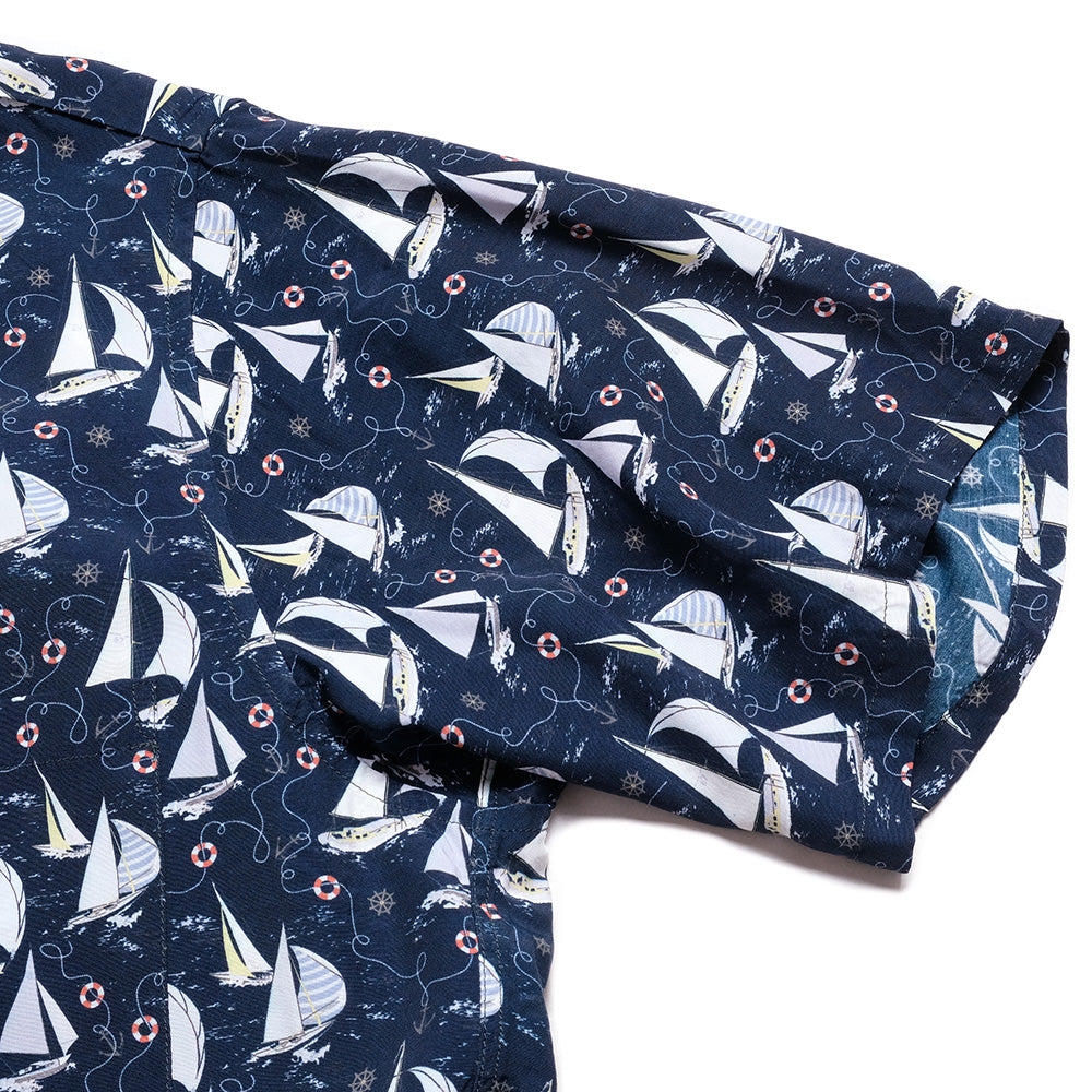 BLUE BLUE - Vintage Rayon Sailing Yacht Print Hawaiian Shirt - 1006184