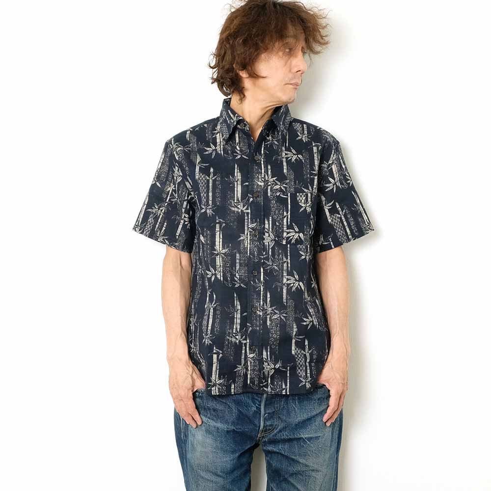 衣櫻 - ムラ糸クロス素材 半袖レギュラーカラーシャツ - 掠竹 - SA1610
