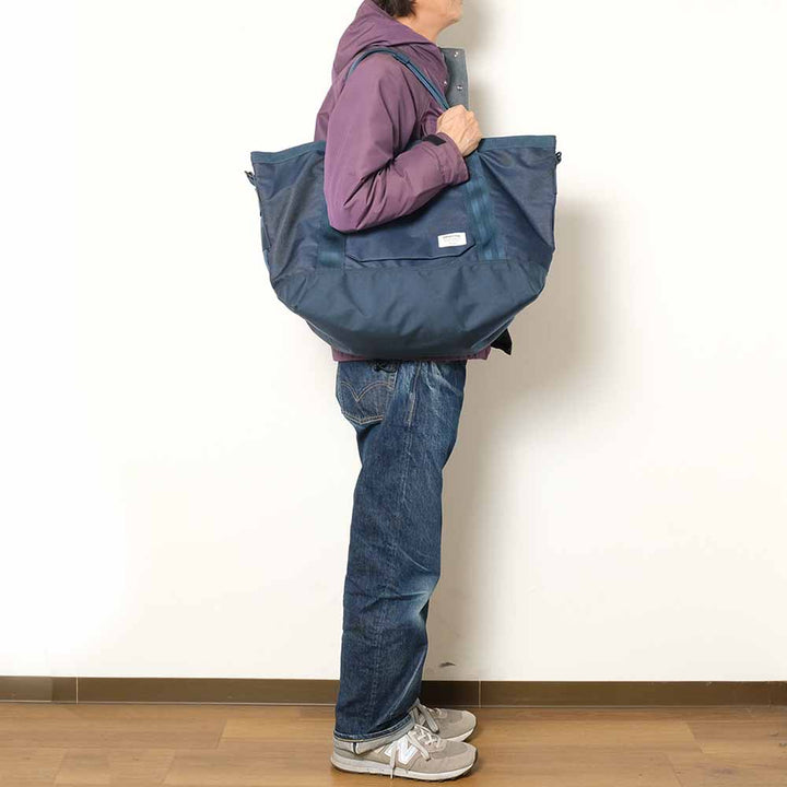 BRIEFING - 25TH ANNIVERSARY - AZURE TOTE - BRA231T08