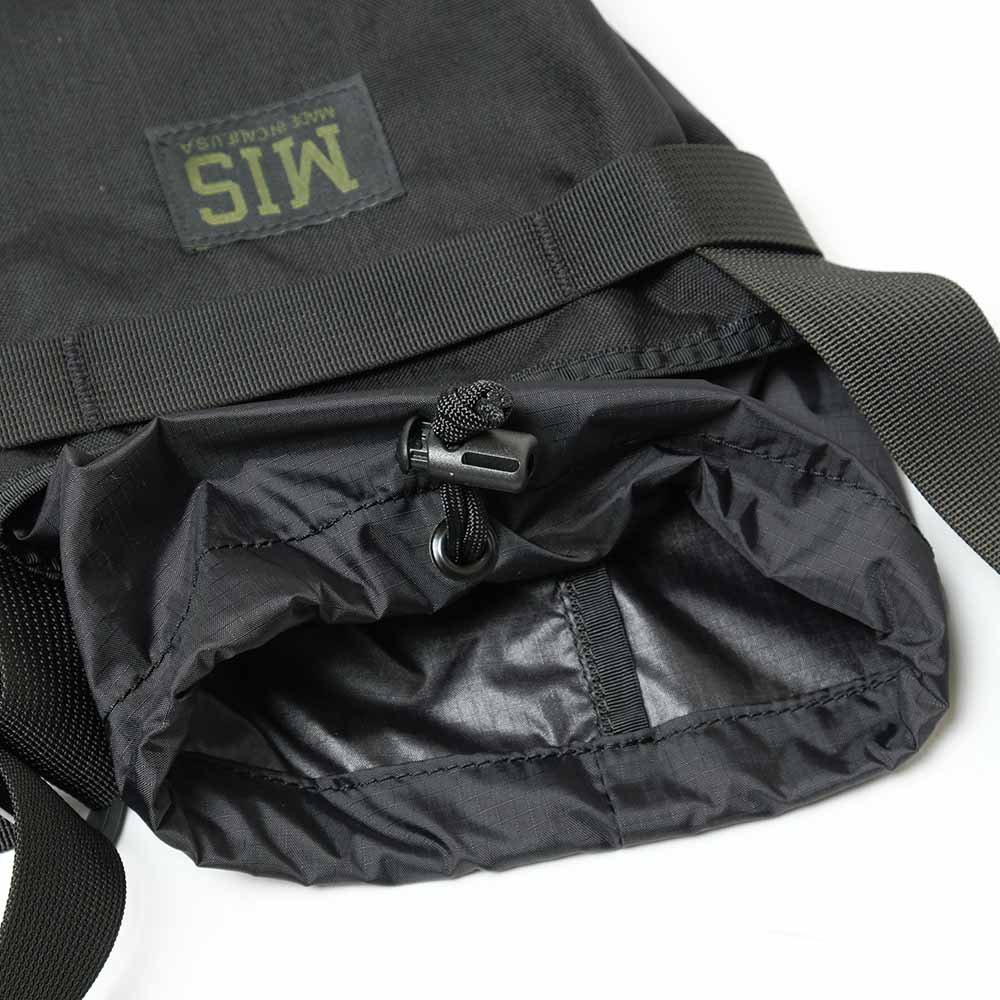 MIS　SHOULDER POUCH　エム アイ エス　ショルダーポーチ