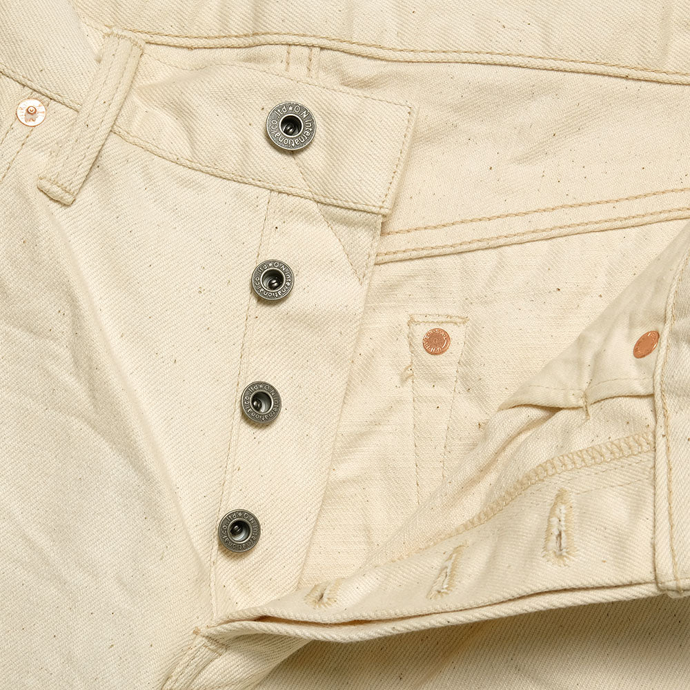 ONI DENIM<br>Semi Tight Straight 14oz Organic Cotton White Denim<br>ONI-546