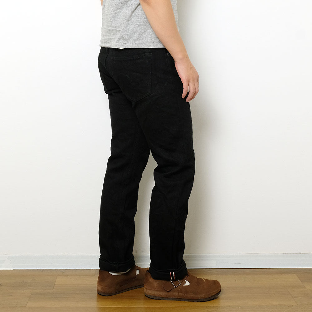 Oni Denim<br>Semi Tight Straight<br>20oz "鬼秘-ONI Secret-"<br>藍墨ブラックデニム<br>ONI-546AIZ
