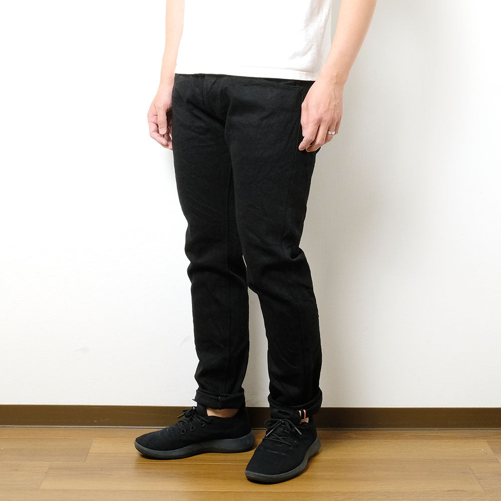 ONI DENIM<br>Relax Tapered 20oz ONI Secret Denim<br>Dark Indigo x Black<br>ONI-622ZR